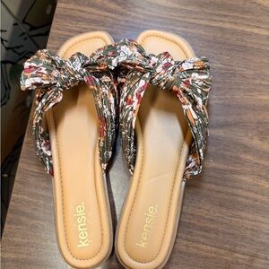 Kensie Women's Floral Knot Sandals - Multicolor